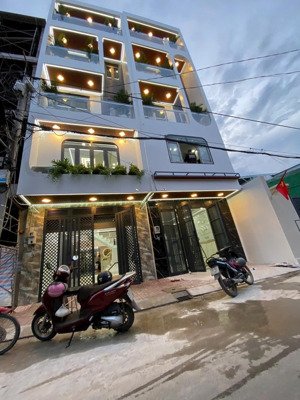 chính chủ bán cặp nhà mới 4.2x19m full nội thất 7.550đ tl