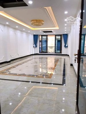 cho thuê nhà riêng kinh doanh ô tỗ tránh,dt 60m, 5 tầng, mt 4m tại phố nguyễn tuân, giá 25 triệu