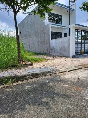 chính chủ cần bán đất sát bên kcn bắc đồng phú