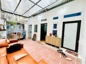 bán đất đẹp đội cấn liễu giai 62m2 mặt tiền 5.6m ngõ đẹp gần phố, 10.3 tỷ