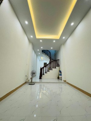 bán nr sổ vuông kim giang - thanh liệt. cách ôtô, chợ 30m. nhà đẹp ở luôn, 5 tầng giá 7.x tỷ