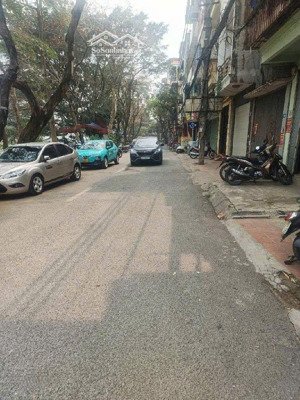 bán nhà nhuệ giang tô hiệu. phân loi. oto tránh . 42m2