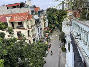 hiếm căn góc hai thoáng phân lô vỉa hè ôtô tránh văn quán 35m 5 tầng nhỉnh 13 tỷ