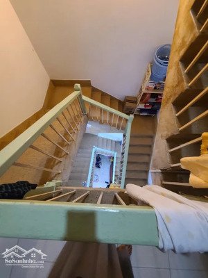 bán nhà mặt tiền 4 tầng p.13 tân bình, sát vincom, công nhận 80m², 5 phòng ngủ, sổ hồng riêng.