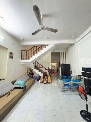 nhà 2 tầng ở ngay, 86m2, ô tô thông, cạnh lê văn việt trung tâm quận 9(cũ), hơn 6 tỷ(tl)