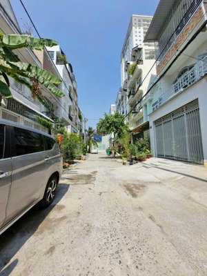 bán đất kdc tạ ngọc thảo, p. phú thuận, (quận 7), tp.hcm, cách phú mỹ hưng 1,2 km.