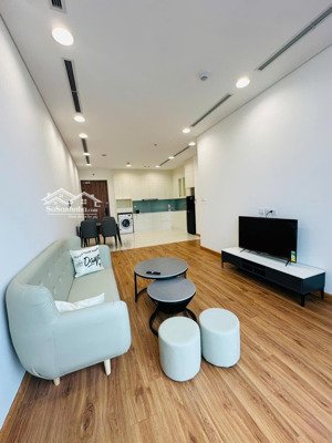 cho thuê căn hộ cao cấp 1pn tại 16 láng hạ chỉ việc sách đồ vào ở