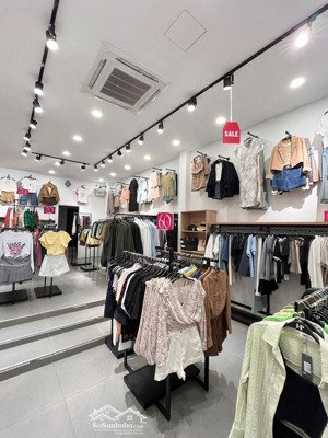 chủ cần bán nhà 4 lầu mặt tiền kinh doanh đường quang trung thuộc p12 quận gò vấp