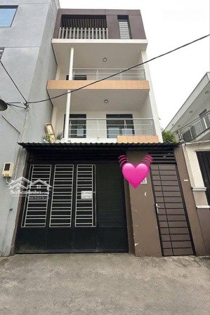 bán chdv quận bình thạnh, cạnh đh hutech, 84m2 thổ cư, ngang 5.2m, 4 tầng, giá 15 tỷ.