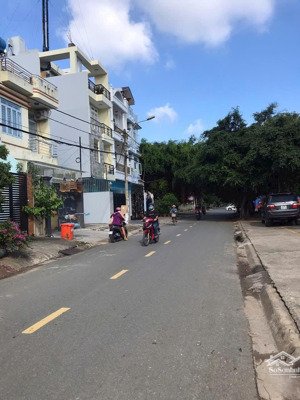 bán lô đất giá tốt nhất dự án 10 ha bình trưng đông quận 2 dt 5x20 - qui hoạch đồng bộ