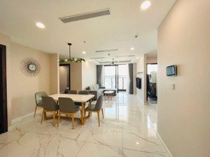 cho thuê sunshine sky city quận 7 , 3pn 2wc , 102m2 . full nội thất mới 100% . giá chỉ : 22tr / th