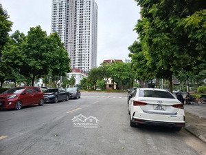 duy nhất. nhà tô hiệu -hà đông.50m/5t giá 15, 6tỷ (ctl)ngõ ô tô, phân lô cán bộ cấp cao ở cực thích