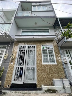 nhà bán 1ty750,diện tích 4x7m,1triệt,1lầu, 2 phòng ngủ,2tolel, lê văn lương nhơn đức nhà bè