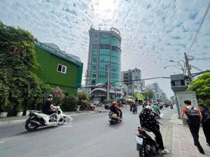 bán gấp nhà mt trần huy liệu, phú nhuận, 4.3x13, công nhận 54m2, 2 tầng, hđt 25tr/ tháng, giá 11 tỷ