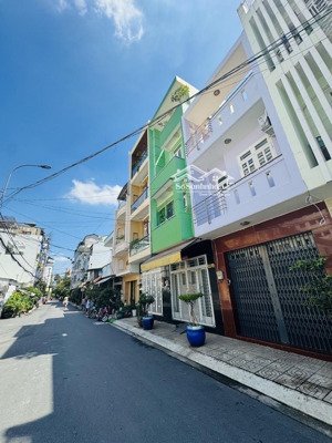 siêu phẩm mặt tiền đường, bình trưng đông 5 tầng , 90m2 nhỉnh 9 tỷ