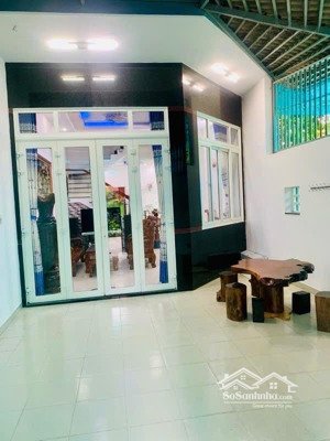 bán nhà lô góc 4 tầng ngang 5m, xe hơi vào tận nhà, gần công viên làng hoa, gò vấp, 7 tỷ ++