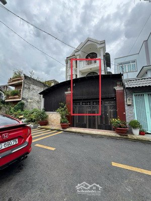 bán nhà biệt thự ngay công viên, đường 25 hiệp bình chánh, thủ đức- 20m ra mặt tiền phạm văn đồng.