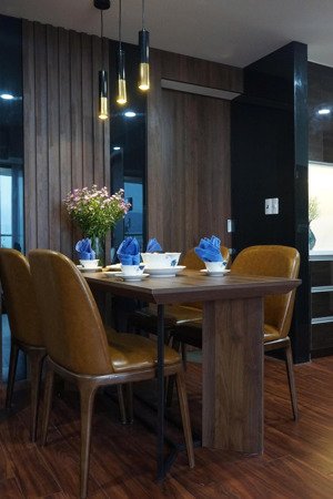 bán căn góc hiyori tầng trung, view lung linh, full nội thất cao cấp