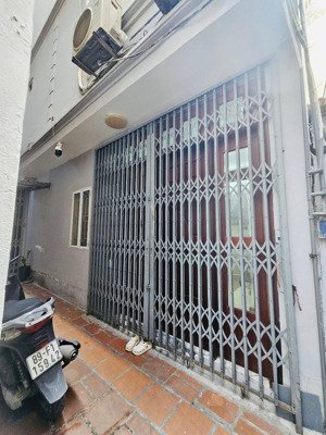 7.8 tỷ minh khai - hai bà trưng dt 32m 4t mt 7.4m ô tô cách nhà 30m tiền rộng lh: 