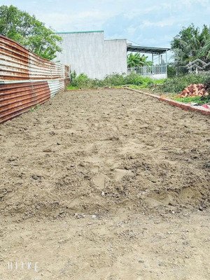 bán nhanh lô đất quốc lộ 1a bình chánh 151m2 giá 4.2tỷ