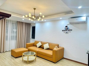 chính chủ gửi bán căn hộ 197 trần phú, dt 88m2, 2pn, 2vs, nhà đẹp giá tốt. lh 