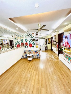 bán căn hộ 2pn, 2wc tại central field 219 trung kính, 8,38 tỷ, 70,7 m2