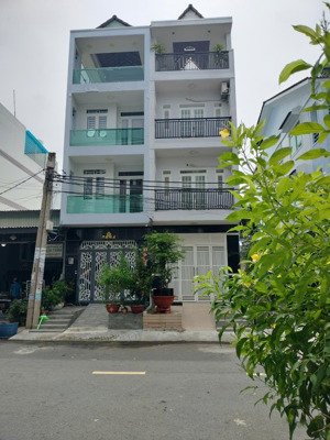 [quận 6] nhà 4 tầng, dt(4m x 18,7m)~73,8 m² - đường trước nhà 16m - nhà còn mới - mua vào ở ngay