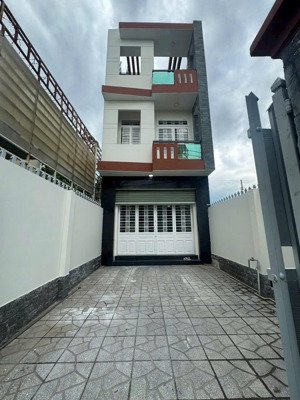 gấp - gấp: bán nhà mặt tiền 4 tầng gần chợ long trường, quận 9, tp thủ đức, tp hcm