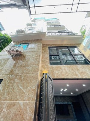 chính chủ bán nhà kim giang hoàng mai, lô góc 34m 6tầng thang máy, giá 10.3tỷ đẹp mê ly gần phố.