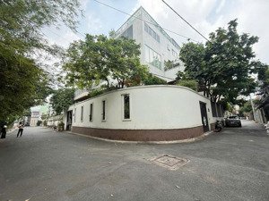 siêu phẩm góc 2mt biệt thự cư xá tự do cmt8 - 18x25 hầm 3 tầng giá 90 tỷ tl