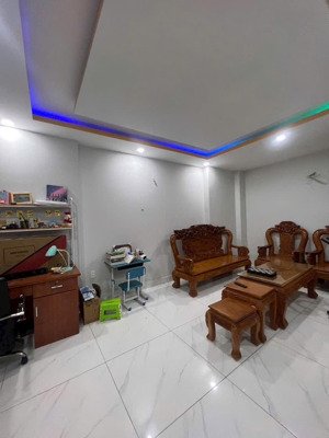 nhà 3lầu đường 5 tăng nhơn phú b hẻm ô tô gần vincom lê văn việt 193m2 4pn 4wc full nội thất