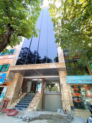 cho thuê nhà hồ tùng mậu bắc từ liêm, hà nội, dt 170m2 6 tầng 1 hầm, thông sàn thang máy, giá 80tr