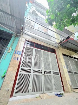 nhỉnh 7 tỷ!!! nhà mới 4 tầng phân lô ô tô đỗ cửa gần cầu am vạn phúc 31m2 4t giá đầu tư