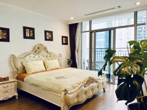 cho thuê căn hộ 4pn 3wc giá rẻ tại vinhomes central park, nhà rộng view thoáng, có thương lượng