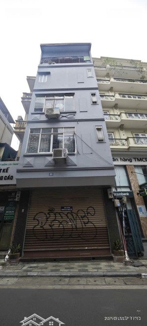 hot phố cổ! cho thuê nhà mặt phố hàng chỉ / hàng hòm - dt 40m2 x 5 tầng, mt lớn 5m