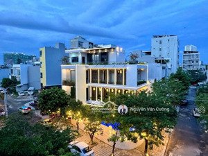 bán villa góc 2 mt trung tâm thành phố đà nẵng - 194m2 - 4 tầng có hồ bơi - đang cho thuê 5tr/ ngày