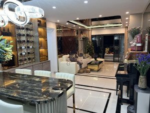 hót! bán căn hộ 113 trung kính, giá ưu đãi 9 tỷ, 100m2, 3pn, 2wc - nhà cực đẹp 