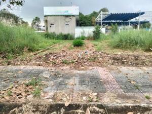 Tái Định Cư Hắc Dịch-Phú Mỹ:đối diện Công Viên:100M2-2.45 tỷ -duy nhất.