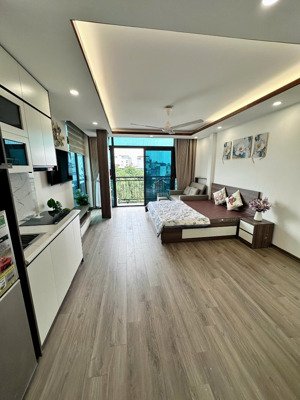 căn hộ studio mới tinh ban công rộng thoáng ngay đường đồng cổ - thụy khê