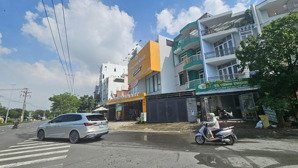 góc 2 mặt tiền, 6x20m, 1 trệt 3 lầu 5pn 5wc