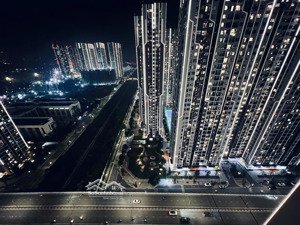 em tùng giao bán quỹ căn hộ vinhome smart city: studio: 2.2tỷ-1pn: 3.1tỷ-2pn: 4 tỷ-3pn: 5 tỷ