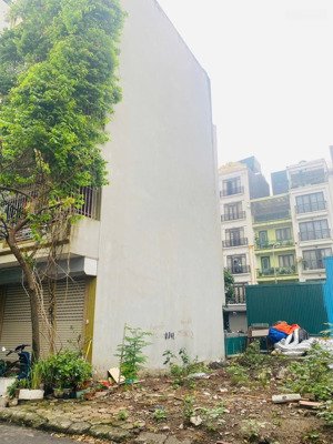 cần bán gấp 50m dv dương nội - cạnh aeon mall - phân lô ô tô đỗ ngày đêm