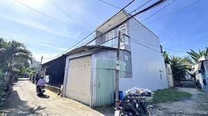 bán gấp nhà hẻm xe hơi huỳnh thị hai, q12 - 2 tầng mới đẹp - giá chỉ 4 tỷ