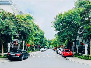 bán biệt thự liền kề vence - vinhomes imperia 96m2 full nội thất mới tinh, có thang máy. chỉ 17.8tỷ