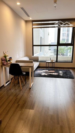cho thuê căn hộ chung cư 1 phòng ngủ vinhome symphony long biên. 40m. 10 triệu. full nội thất