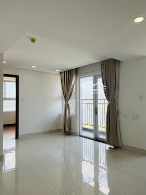 cần bán căn hộ samsora riverside ,56m2 2pn,2wc, giá bán 1ty770 bao thuế phí, sổ hồng có sẵn