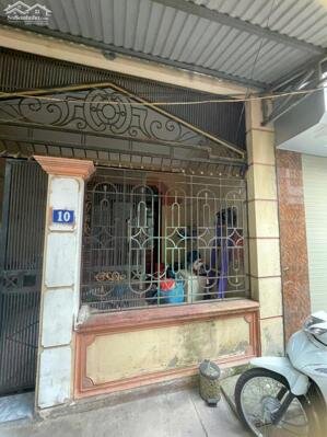 -Bán đất tặng nhà dân xây 3 tầng trong 20 ngày tại tổ 4 Phúc Đồng Long Biên Hà Nội.