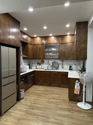 bán căn hộ chung cư nơ 10 linh đàm3pn, 2wc tại kđt linh đàm, 6,45 tỷ, 83m2 view đẹp, nhiều tiện ích