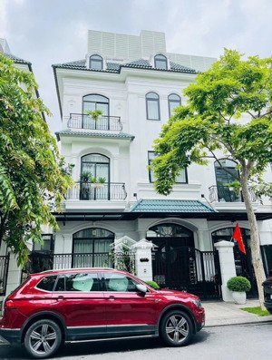 bán biệt thự song lập - 144m2 - vinhomes imperia - nội thất cao cấp, có thang máy. giá chỉ 21.4 tỷ.