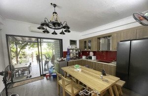 bán nhà 51m gara ô tô hàng xóm vinhomes riverside, long biên sổ vuông đẹp, ngõ thông thoáng